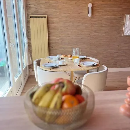 Luxueux Vue Tour Eiffel Neuilly-sur-Seine